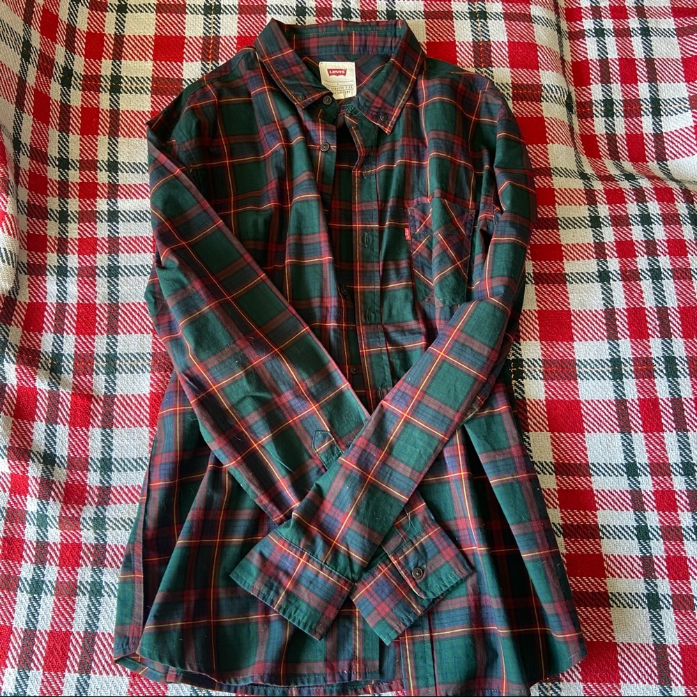 Flannel plaid button up